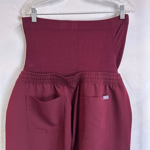 FIGS Women’s Technical Collection Burgundy Scrub Jogging Maternity Pants Large - Picture 6 of 15